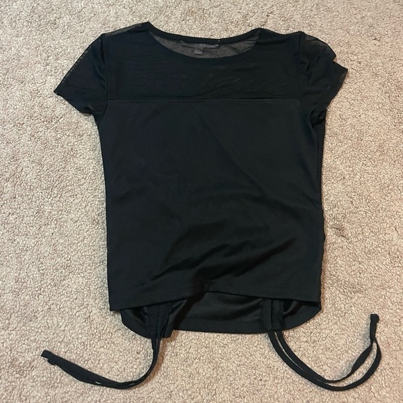 Grave Fame black short sleeve top sheer shoulder area size medium - Picture 7 of 9